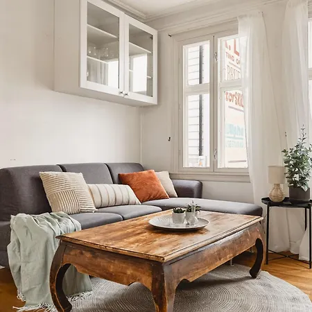 Spacious! 2024 Renovated! 4 Bedrooms! Апартаменты Берген