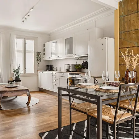 Spacious! 2024 Renovated! 4 Bedrooms! Берген